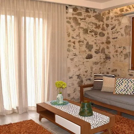 Platanus House Βίλα