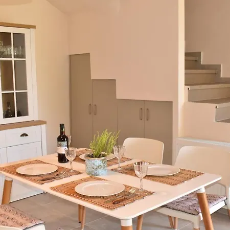 Platanus House * Meskla